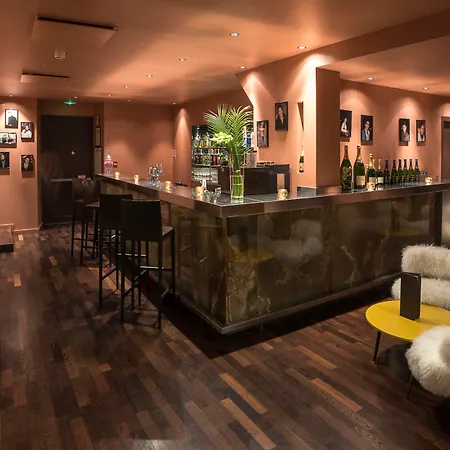 Hotel & Regent Petite France 5*