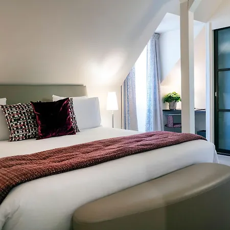 & Regent Petite France Hotel