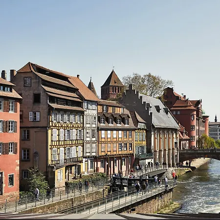 & Regent Petite France Hotel Straßburg