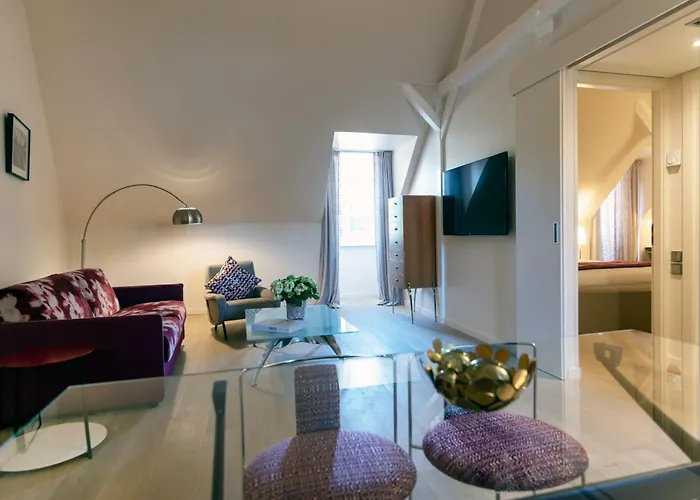 & Regent Petite France By Collection