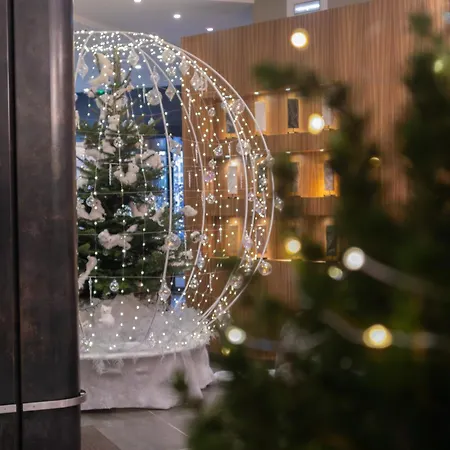 & Regent Petite France